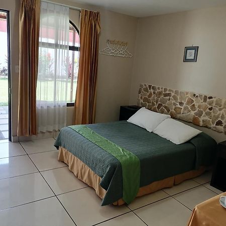 Hotel Cibeles Resort Heredia Bagian luar foto