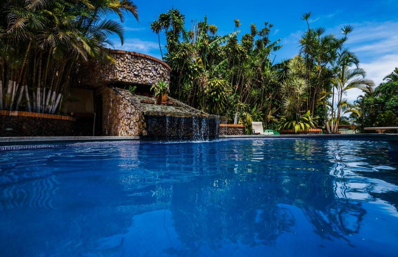 Hotel Cibeles Resort Heredia Bagian luar foto