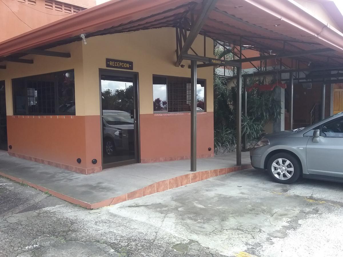 Hotel Cibeles Resort Heredia Bagian luar foto